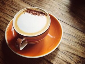 does decaf coffee raise blood pressure